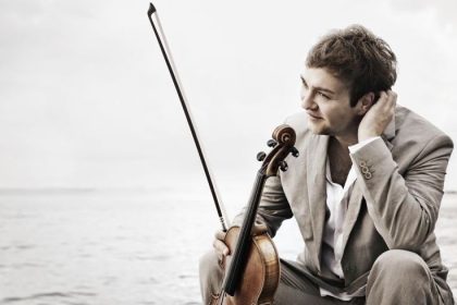 Nils Mönkemeyer mit Trio in der Berliner Philharmonie