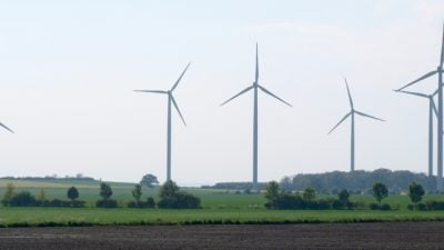 Umfrage: Deutsche Energiewende ist international kein Vorbild