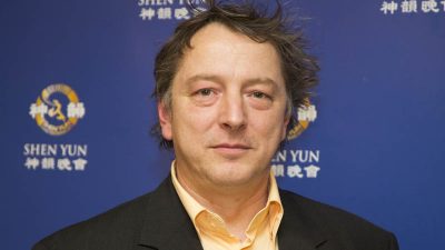 Klavierdozent: Pianistin von Shen Yun hat „ganz toll gespielt“