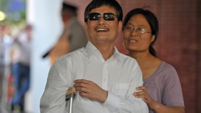 Der blinde Menschenrechtler Chen Guangcheng besucht Deutschland