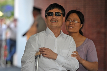 Der blinde Menschenrechtler Chen Guangcheng besucht Deutschland