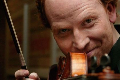 Daniel Hope in Berlin mit „Spheres in Concert“ im Stattbad Wedding