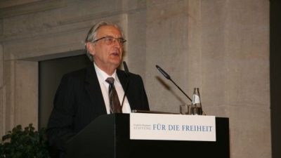 Ex-Innenminister Gerhart Baum: Allmächtige Politiker lassen Bürger im Stich
