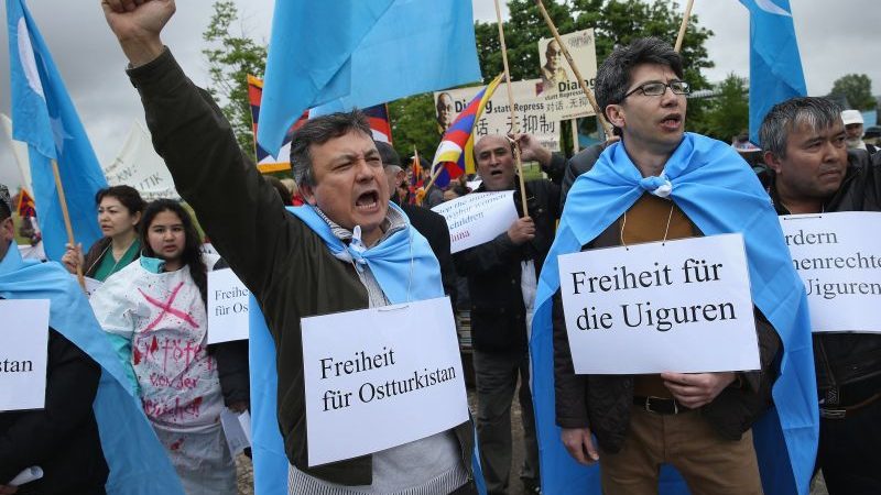 Amnesty fordert von Peking Aufklärung über hunderttausende inhaftierte Uiguren