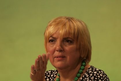 Roth bezeichnet Gewalt-Nacht von Istanbul als “schlimmstes Erlebnis” ihres Lebens