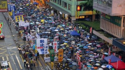 Hong Kong: Zehntausende demonstrieren für Demokratie und Autonomie