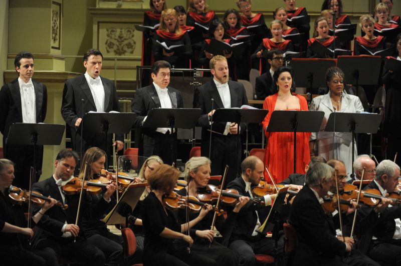 Spontinis Oper „La vestale“ zum Wagner-Jahr in der Semperoper Dresden