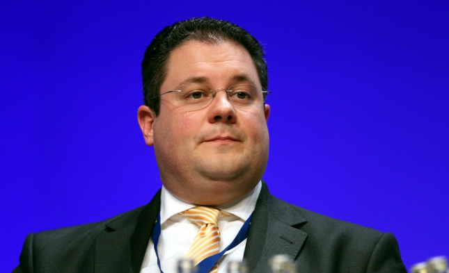 FDP-Generalsekretär Döring verlangt internationales Datenschutzrecht