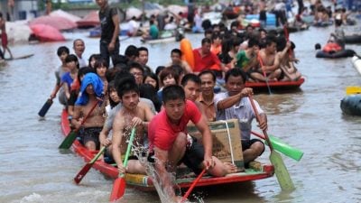 China: Unwetter mit Überflutungen und 190 Toten  FOTOGALERIE