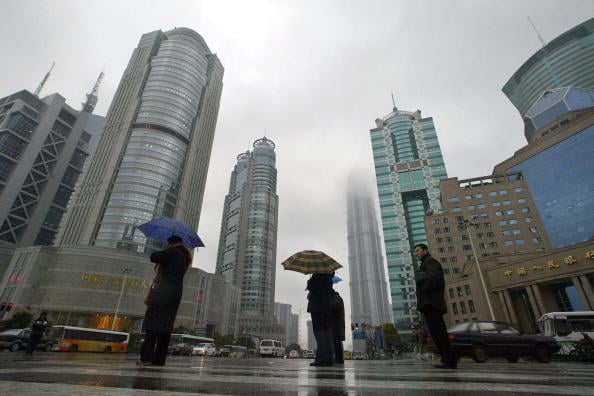 Der reichste Mann Asiens, Li Ka-Shing, verkauft seine Luxusbürohäuser im Finanzzentrum Lujiazui in Shanghai.