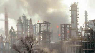 China investiert weltweit 10 Milliarden in Öl und Gas-Förderung