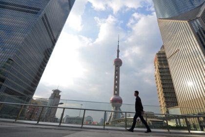 Chinas Ministerpräsident gibt Wirtschafts-Chaos zu