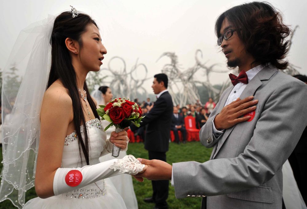 Chinesische Familie heiratete sich untereinander 23 Mal für kostenlose Wohnungen
