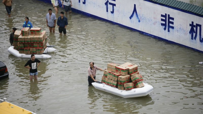 China: Taifun-Opfer fordern Hilfe – Polizei geht hart vor