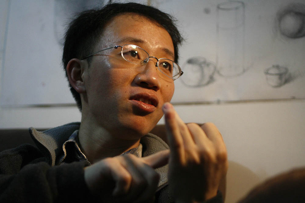 China: Bürgerrechtler Hu Jia kritisiert Reformplan scharf