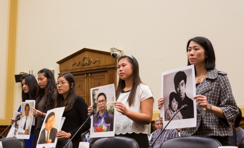 Fünf Dissidenten-Töchter aus China: „Rettet unsere Väter!“