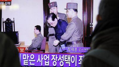 Nordkorea-Insider: „Hunde zerfleischten Onkel von Diktator Kim“