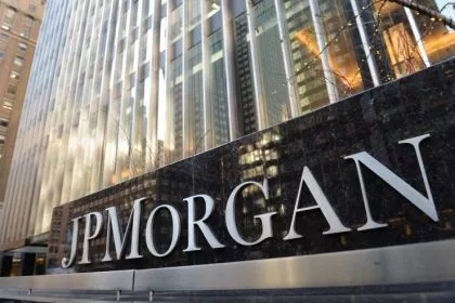 CEO von JPMorgan: Pleiten von Banken verschärfen das Risiko einer Rezession