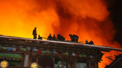 China: Alte Kulturstätte in Tibet durch Feuer zerstört (+ Fotogalerie)