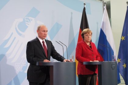 Riexinger: Merkel sollte vor Krim-Referendum persönlich mit Putin verhandeln