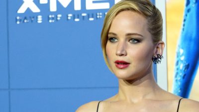 Jennifer Lawrence flippt über Paparrazzi aus