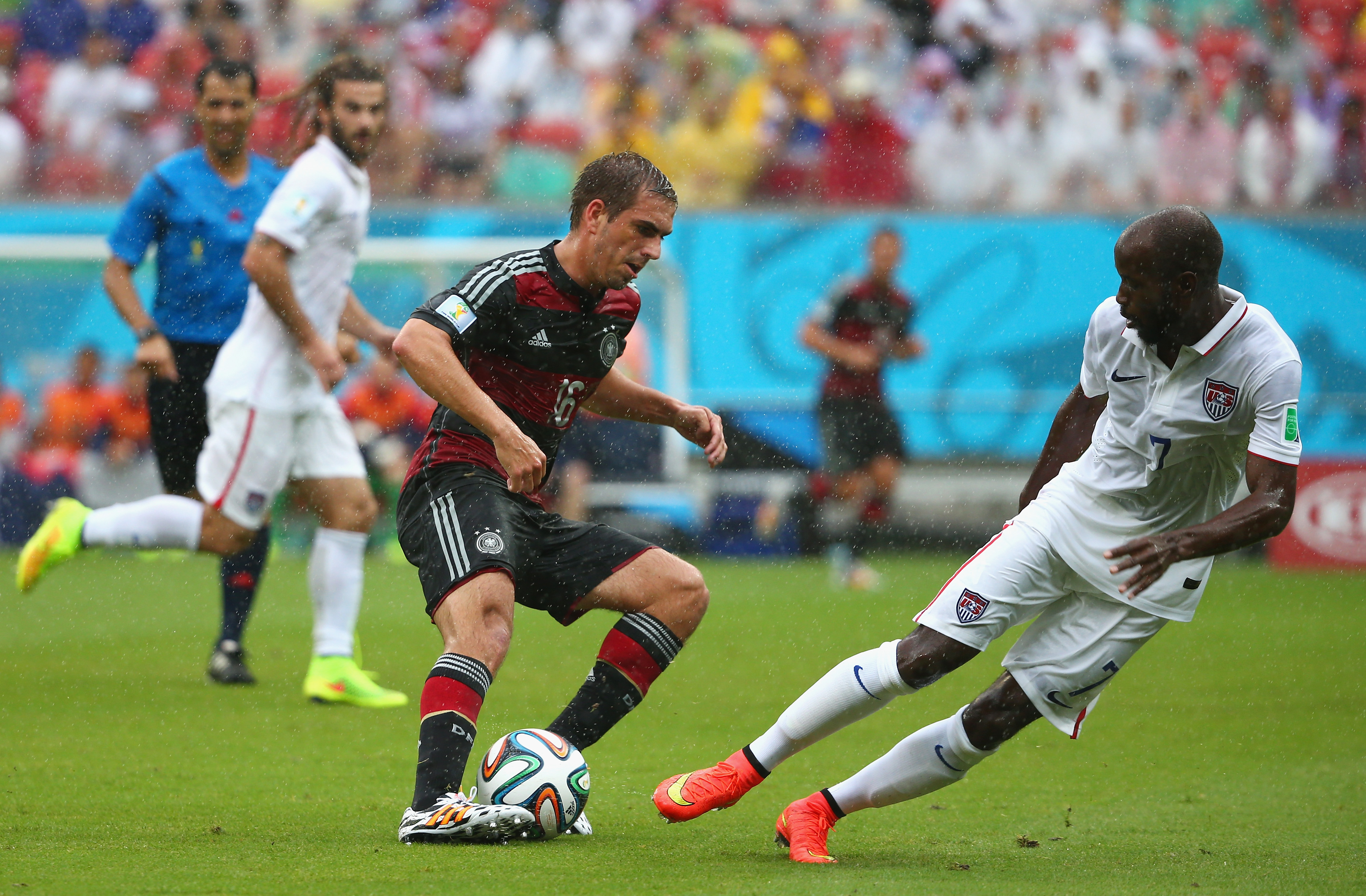Deutschland gegen USA: Trotz guter Torchancen 0:0 nach der ersten Halbzeit!