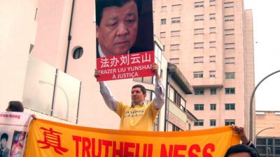 Aus Panik vor Falun Gong: Chinas Propagandaminister blamiert sich im Ausland