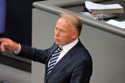 Trittin: Rasmussen mit Forderung nach höheren Verteidigungsetats “auf dem Holzweg”