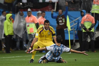 Argentinischer Torwart Romero: “Ich widme es meiner Familie und Argentinien”!