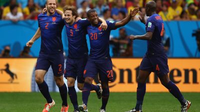 Zweites Tor für die Niederlande gegen Brasilien durch Daley Blind (Video)