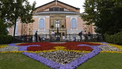 Aus Anteilnahme: Bayreuther Festspiele sagen roten Teppich und Staatsempfang ab