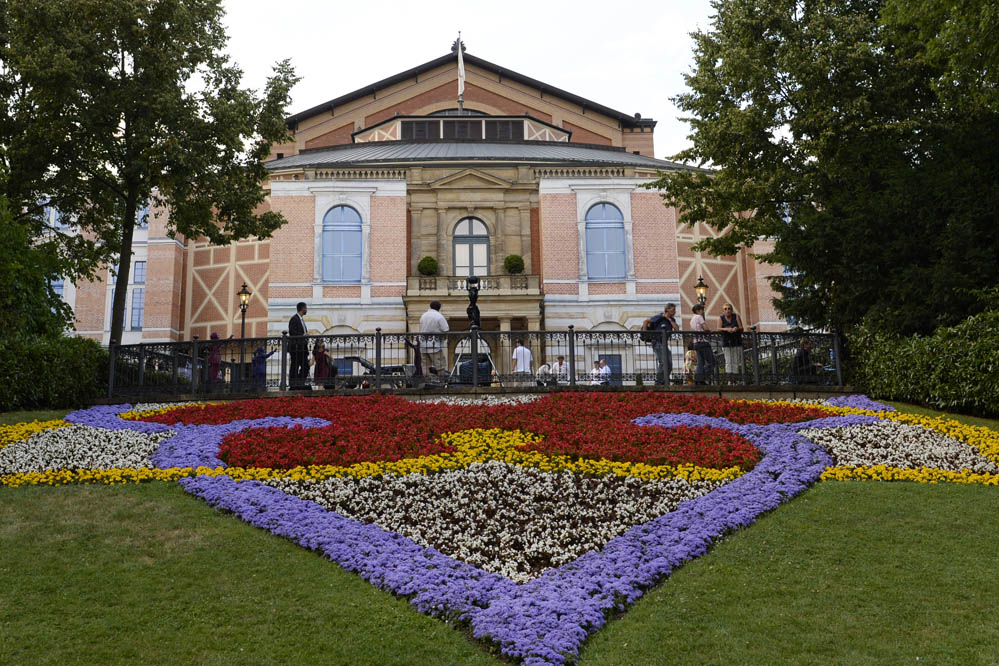 Aus Anteilnahme: Bayreuther Festspiele sagen roten Teppich und Staatsempfang ab