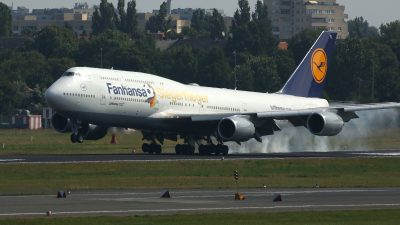 Weltmeister-Empfang in Berlin: Vom Flughafen Tegel bis zur Fanmeile im Bildergalerie LIVE-Update!