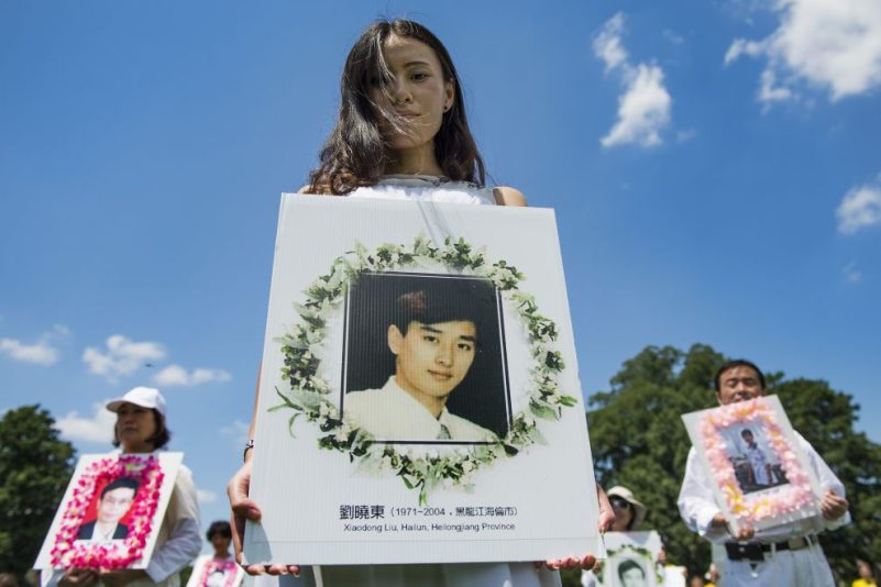 „Was mich am tiefsten getroffen hat, ist das Schweigen” – Rechtsanwalt zum 15. Jahrestag der Verfolgung von Falun Gong in China