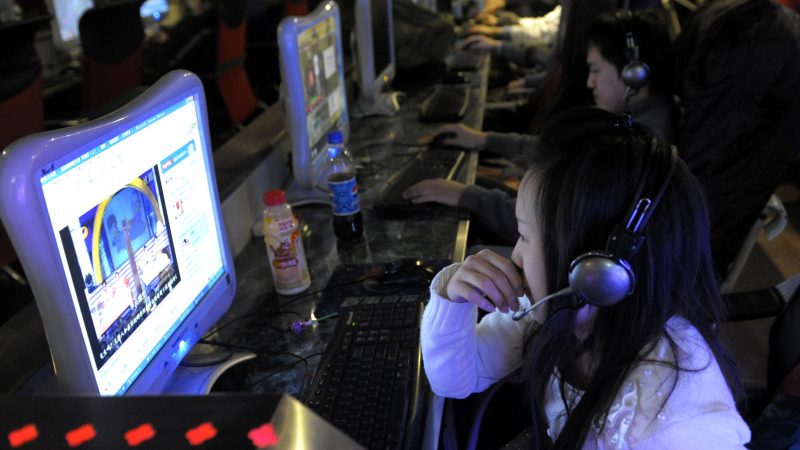 China treibt eigenes OS voran – auch die Zensur?