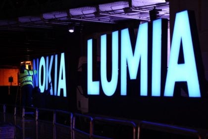 Lumia 730 Release, Funktionen: Foto Leaks von Nokias ‘Superman’ Selfie-Phone aufgetaucht