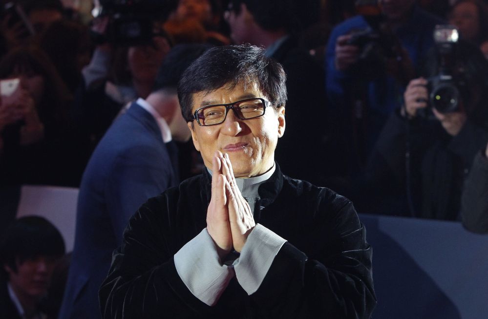 China: Die Blamage von Jackie Chan und seinem Drogen konsumierenden Sohn – was steckt dahinter?