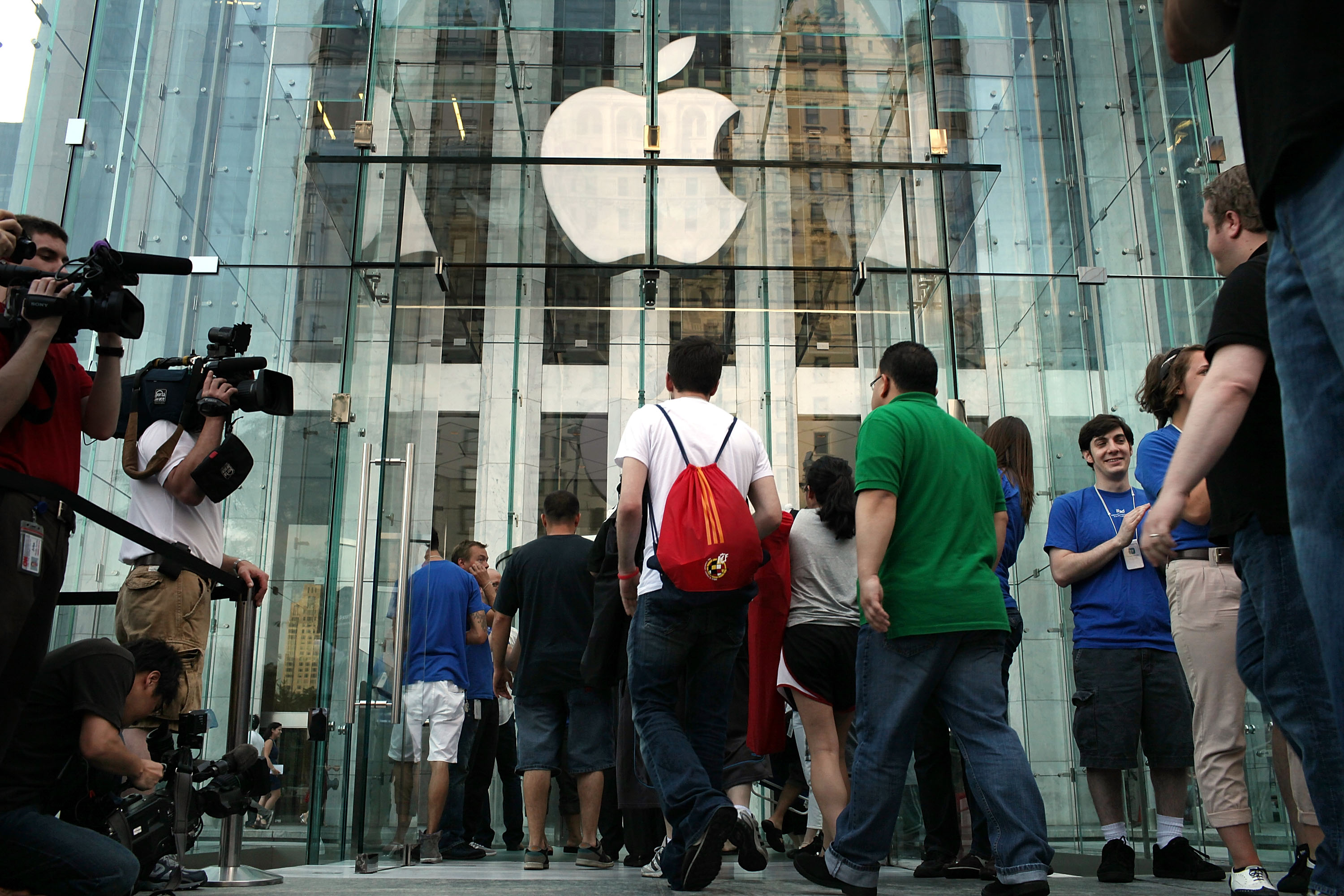 iPhone 6 Release, Leaks: Leute stehen schon Schlange vor den Apple Stores in New York