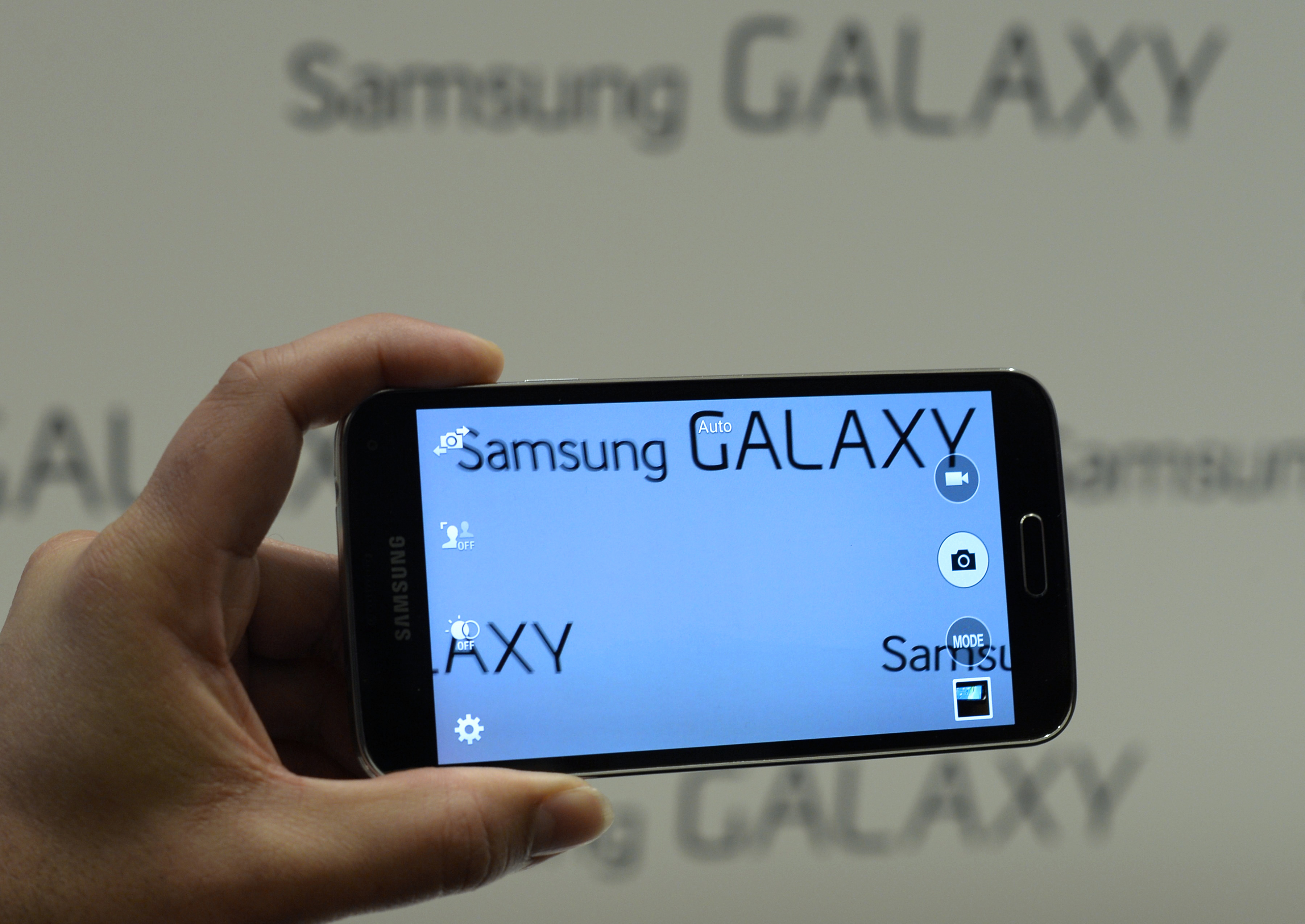 Samsung Android 4.4.4 KitKat-Update erreicht Galaxy S5 mit VoLTE; Galaxy S4 und Galaxy Tab 4 erhalten 4.4.2