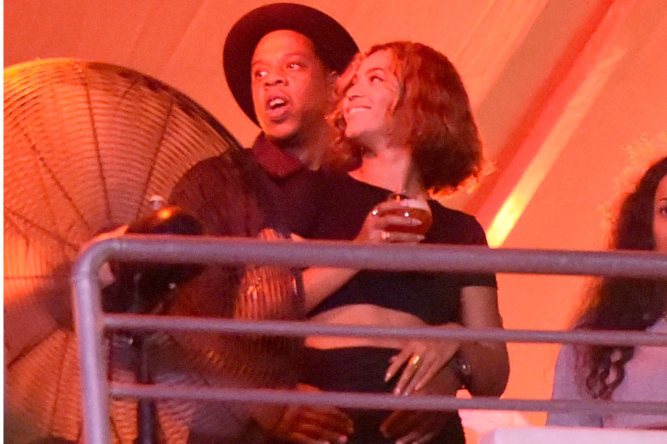 Beyoncé wieder schwanger: So rührend sorgt sich Ehemann Jay Z um sie!