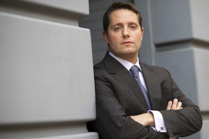 Alibaba Börsengang – Muddy Waters-Experte Carson Block: „Alibaba könnte Investoren über´s Ohr hauen“
