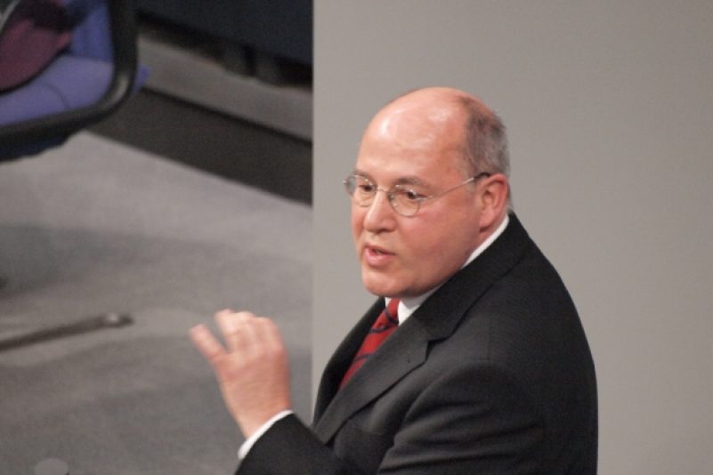 DDR-Äußerungen: CDU fordert Linke zur Distanzierung von Gysi auf