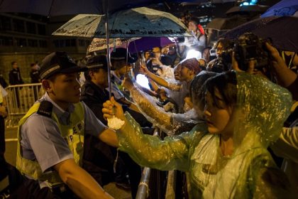 Tausend Menschen demonstrieren in Hongkong für mehr Demokratie