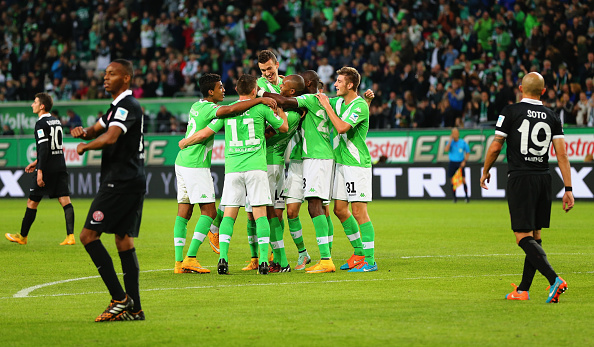 VfL Wolfsburg vs 1. FC Heidenheim: Wolfsburg wieder im Achtelfinale – 4:1 gegen Heidenheim