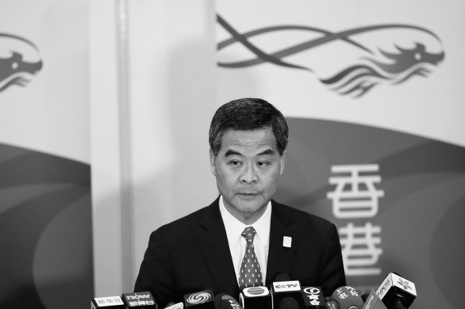 Millionenschwerer Finanz-Skandal setzt Hongkongs Chef unter Druck