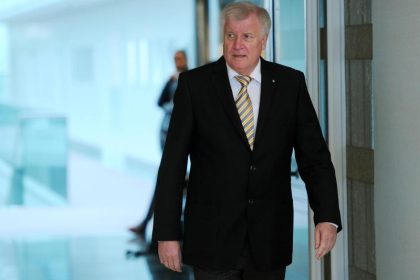 Ministerpräsident Seehofer schließt erneute Amtszeit nicht aus