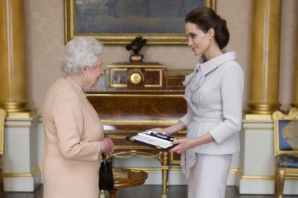 Angelina Jolie, Amal Alamuddin: Gab es politischen Streit zwischen den Ehefrauen von George Clooney und Brad Pitt