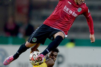 Hannover Sieg gegen Frankfurt – durch Eigentor von Madlung : Bundesliga 10. Spieltag, Spielplan, Ergebnisse-Tabelle, Live-Übertragung auf Sky