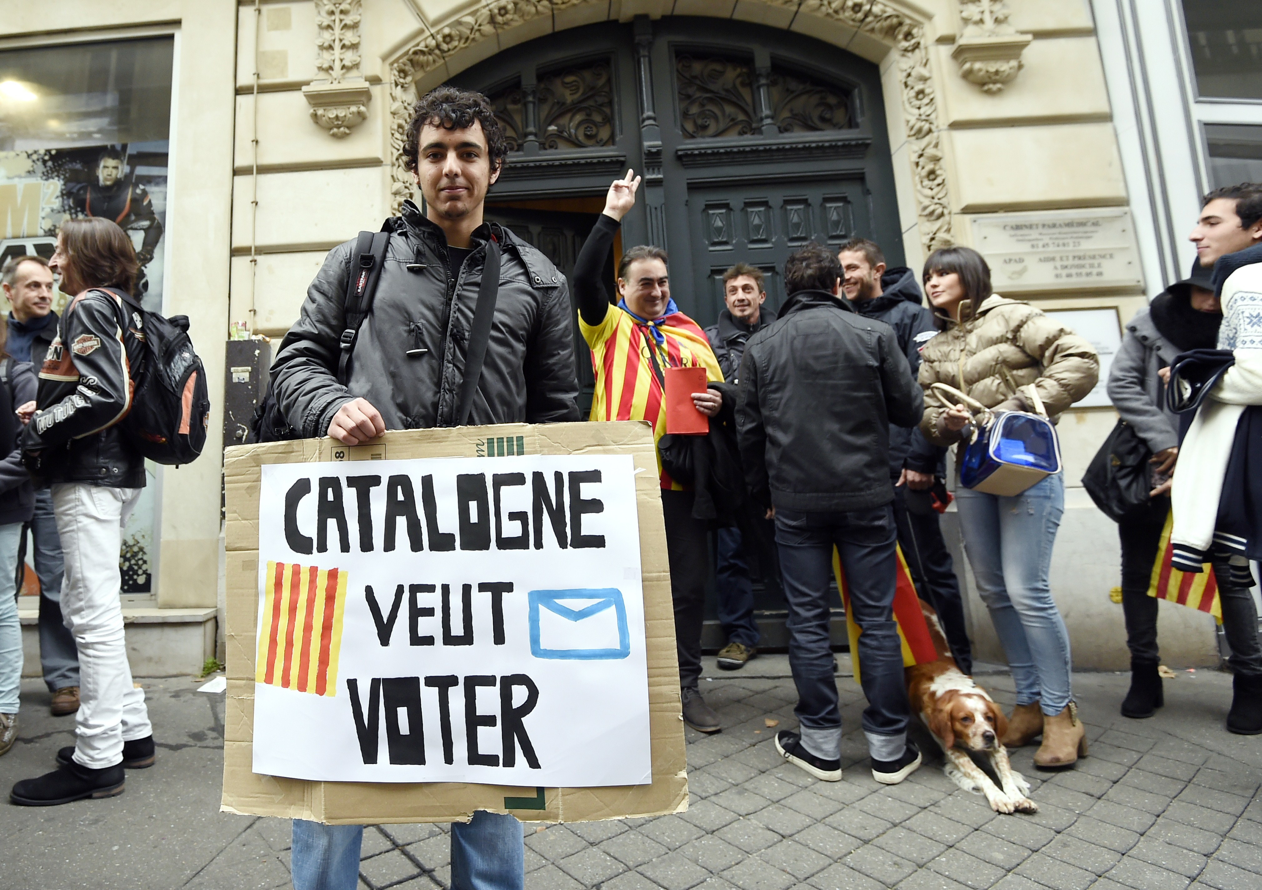 Kataloniens Regionalpräsident kündigt Unabhängigkeitsreferendum für Oktober an