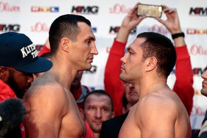 Klitschko bleibt Box-Weltmeister: Klitschko besiegt Pulew durch K.o.